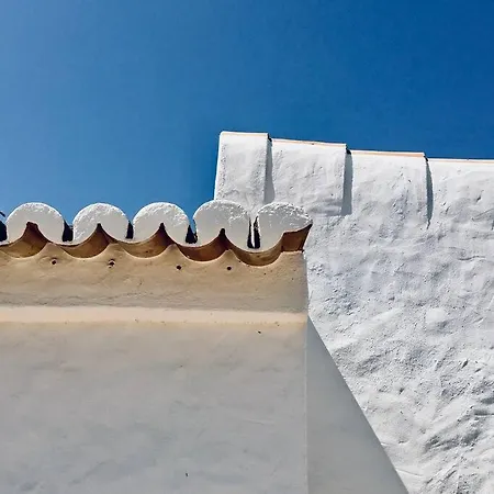 펜션 Casa Do Algarve 4 Bedroom Near 카르보에이루